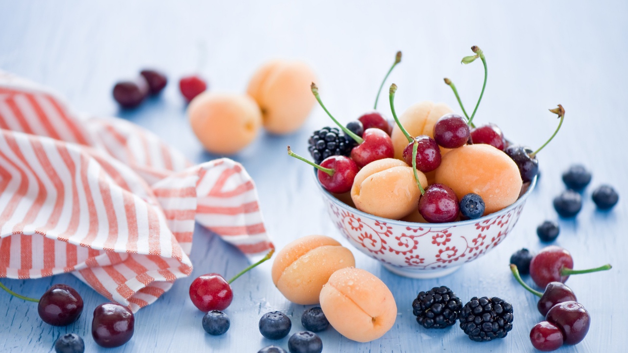 Những dưỡng chất có trong trái cây mà bạn có thể tham khảo